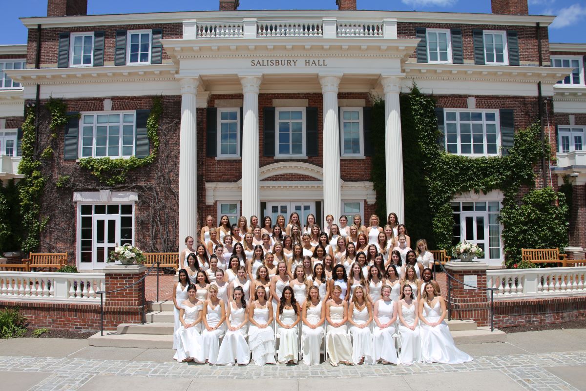 Greenwich Time Sacred Heart grads encouraged to write