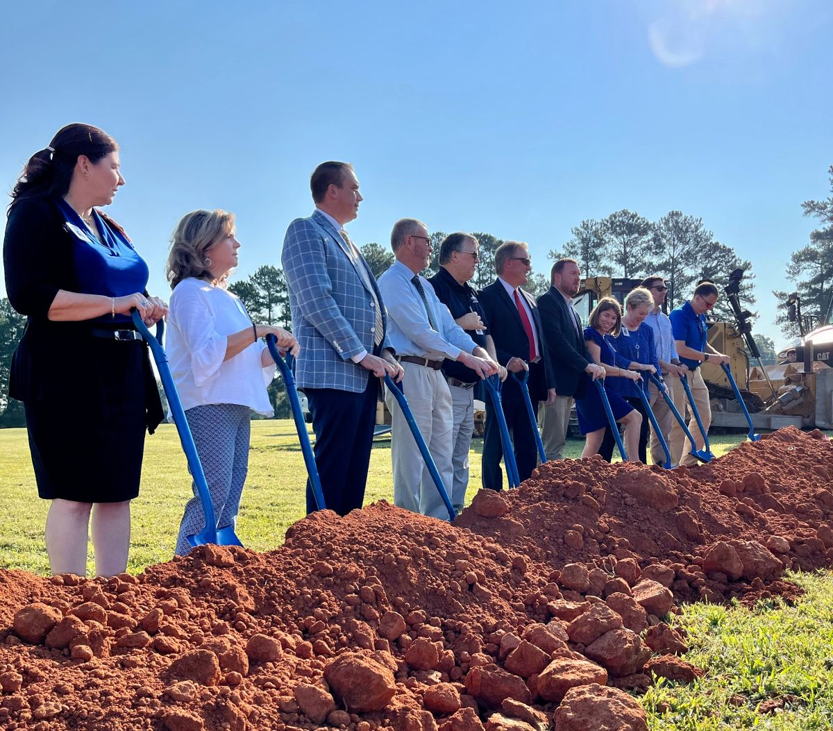 Catawba County Schools Holds Groundbreaking For New Maiden Elementary 