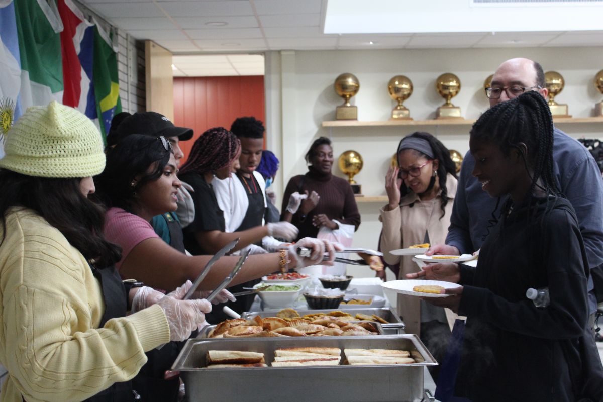 Mount Vernon High School celebrates Hispanic Heritage Month News Details