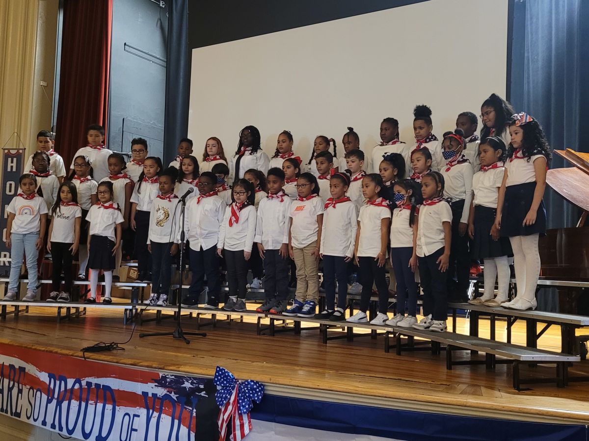 Mount Vernon Leadership Academy celebrates Veteran's Day News Details