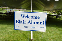 Alumni Weekend Sign