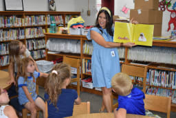 Walker early learning sales center