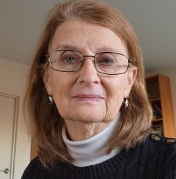 Dafna Meltzer headshot