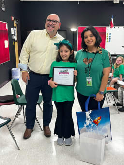 Jannah Al fatlawi featured with PHIS Principal Liccardi