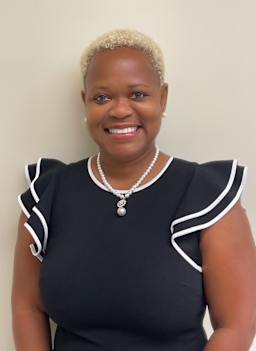 Principal Ms. Wanda E. Haynes