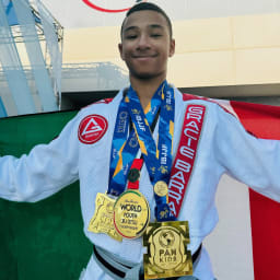 EIB Monceau student wins gold at the Jiu-Jitsu World Championships in Abu  Dhabi | News Details - EIB Paris