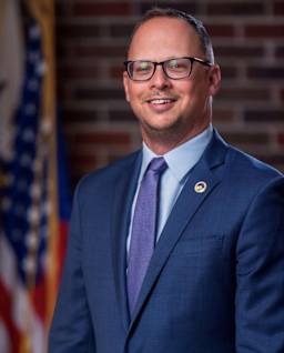 Photo of Town Administrator John Kleinhans