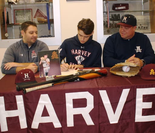 Alex Ogg Signs To Play D1 College Baseball Sports Reports