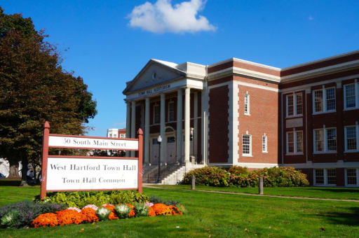 Lüster Veränderung Experiment west hartford schools Wohnzimmer Wenige Genau