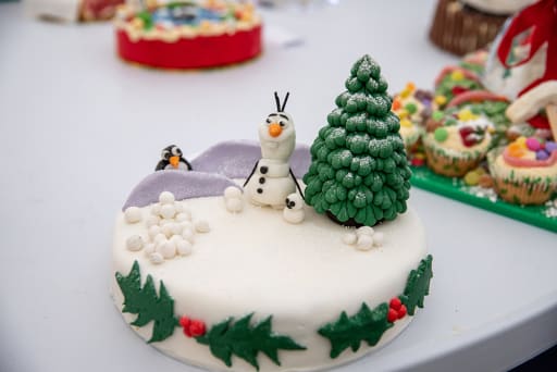 Pupils Get Festive with Christmas Cake Decoration | Bede\'s News story
