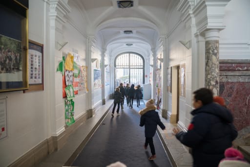 Apply to EIB Monceau 2025/2026 - Bilingual School Paris 17