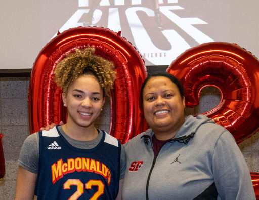 Kiki Rice &lsquo;22 and Tamika Dudley Win the 2022 Naismith High School 