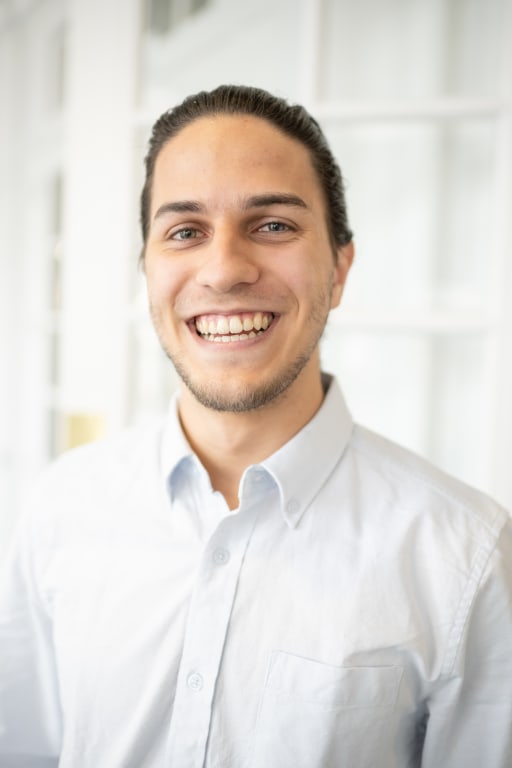 Tinker to success: Juan Banchs '17 | Details