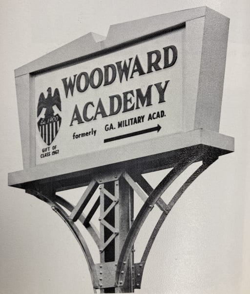 WA Banner String - Woodward Academy