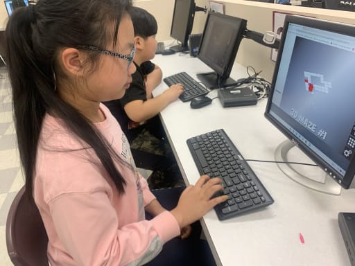 Robinwood technology lab girl at computer