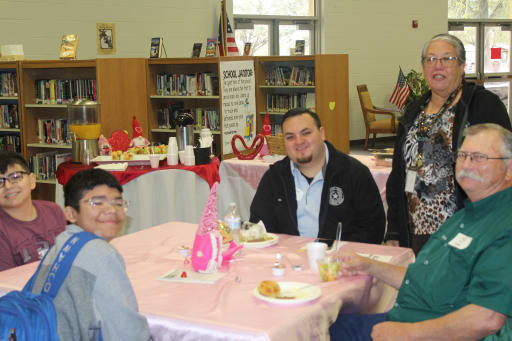 Falfurrias Jr. High School - Brooks County Independent School District