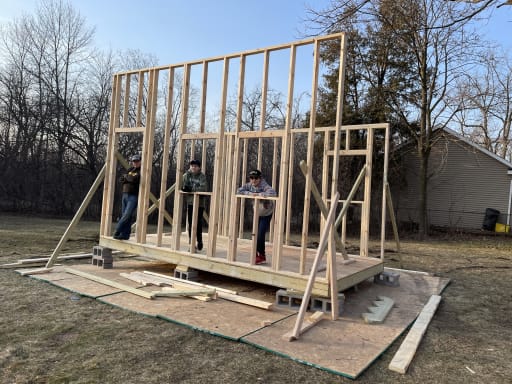 Kingwood ISD students build tiny homes for homeless veterans