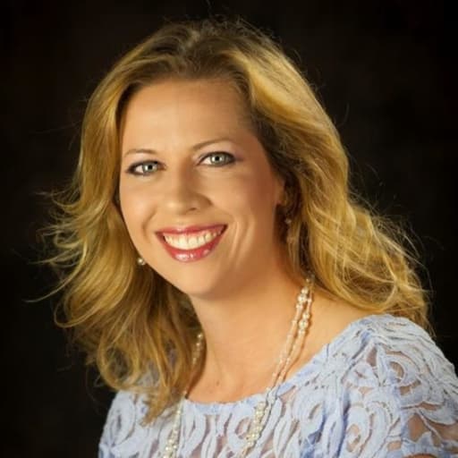 Lisa Mayfield's Instagram, Twitter & Facebook on IDCrawl
