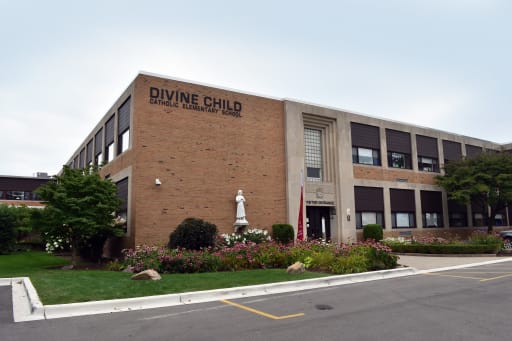 DIVINE CHILD ELEMENTARY SCHOOL