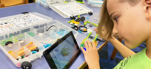 Mini engineers best sale lego camp