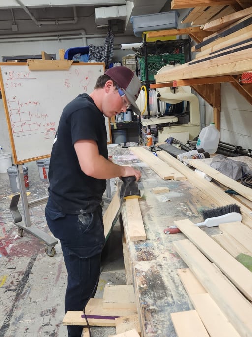 Stagecraft student working