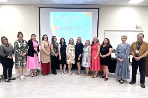 CCSD Congratulates Golden Apple Award, Scholarship Winners | Post 