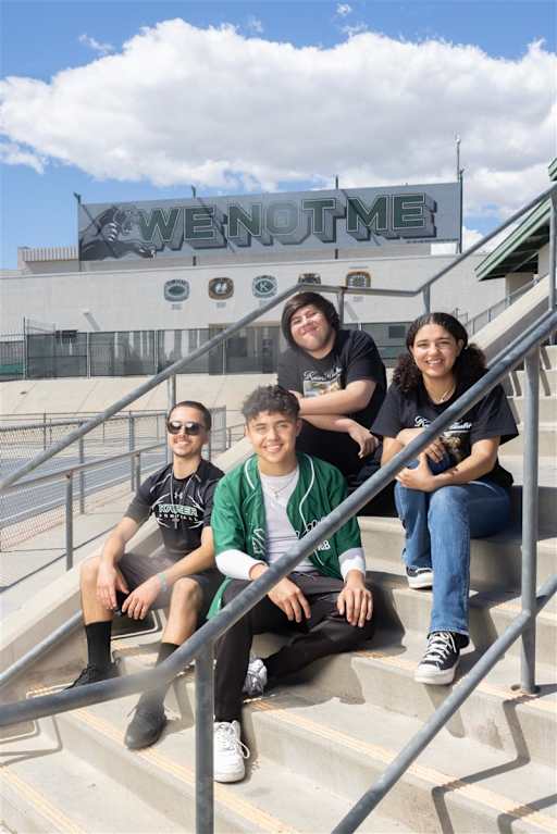 KAISERページ Home - Henry J. Kaiser High School