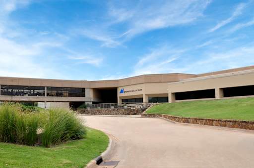Campuses - Meridian Technology Center