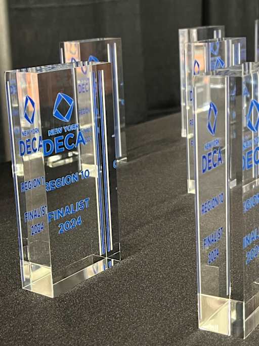 Deca Board Competitive Events | High School | DECA Inc.