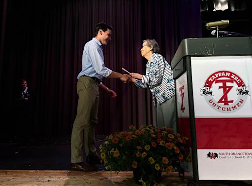 Congratulations, 2025 Senior Award Recipients! | Posts Details