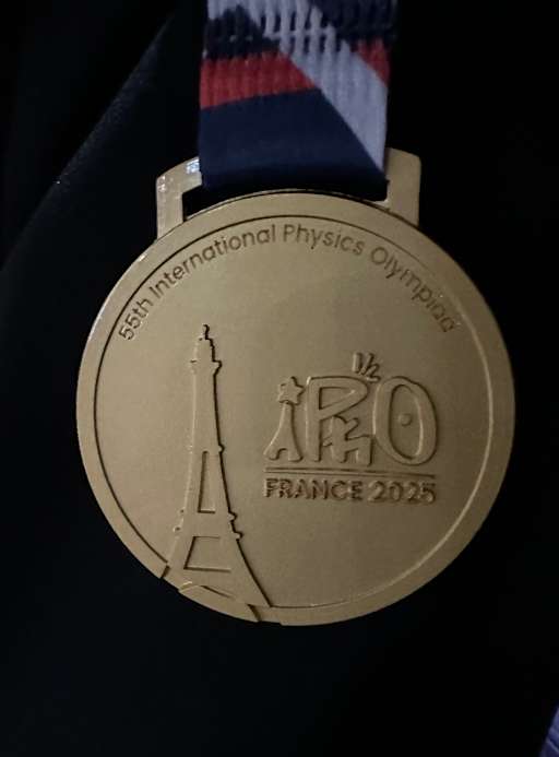 Brookfield Central's Josh Wang Earns International Gold in Physics