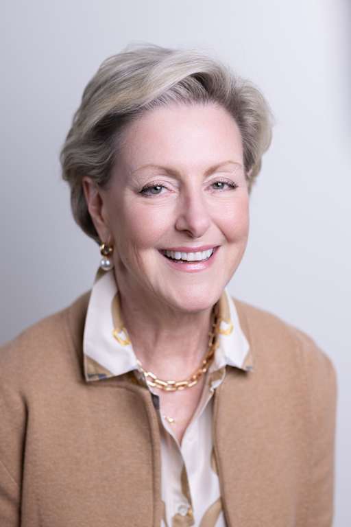 Clarke Wilson Leslie '80