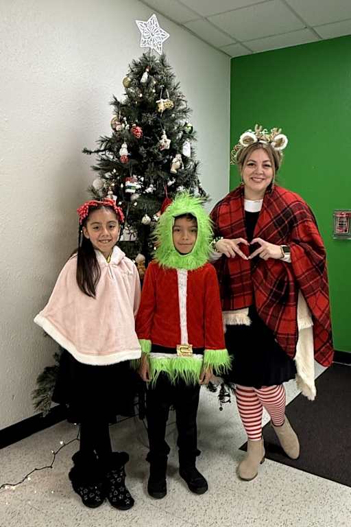christmas characters to dress up as Amazon.com: LEDPATY Adult Inflatable Costumes Blow up Gingerbread Man Funny Giant Xmas Christmas Character Costumes Costume For Man Women : Clothing, Shoes & Jewelry