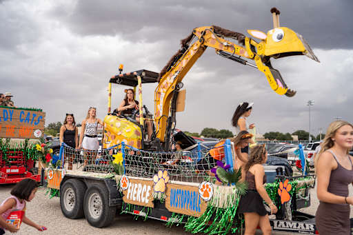 Central High School Celebrates Homecoming with Jungle-Themed Spirit Week, Parade and Community Pep Rally