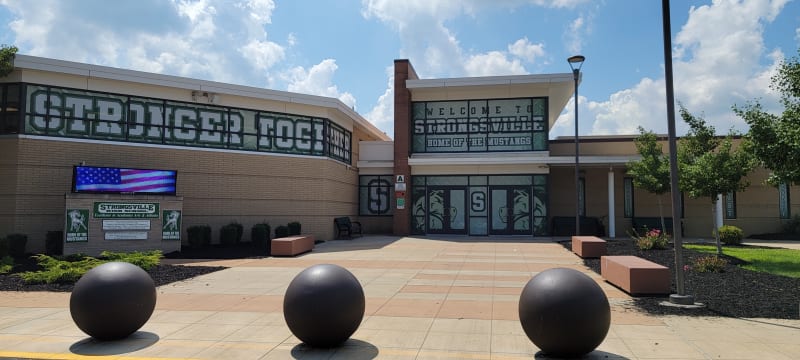 Strongsville High School exterior