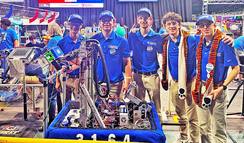 Jesuit Seniors of '24/'25