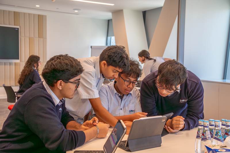 Students Participating in "Grow Your Money" Competition
