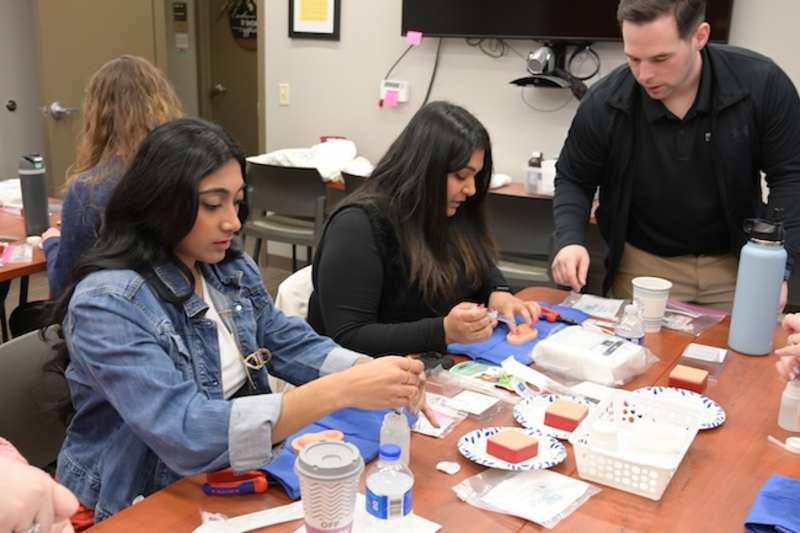 Family Nurse Practitioner students in clinical learning environment
