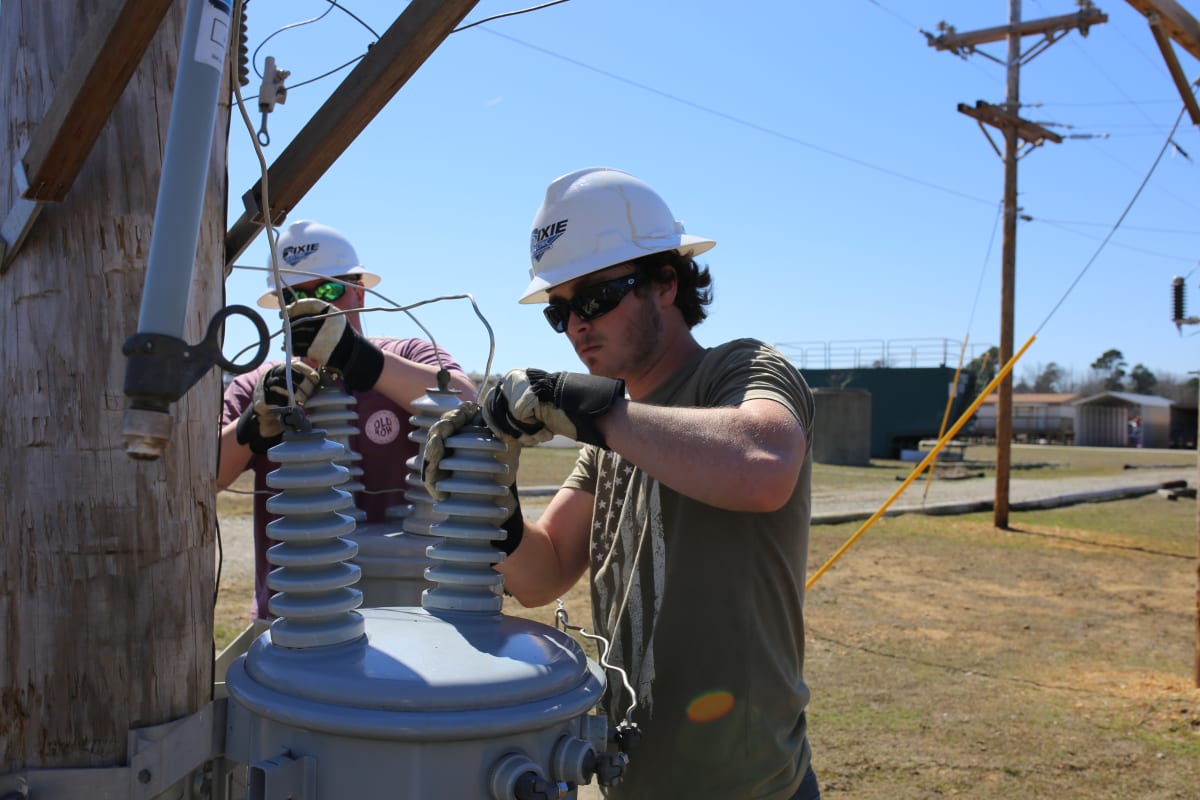 Northwest Mississippi Community College Lineman Program INFOLEARNERS Northwest Mississippi Community College Lineman Program INFOLEARNERS