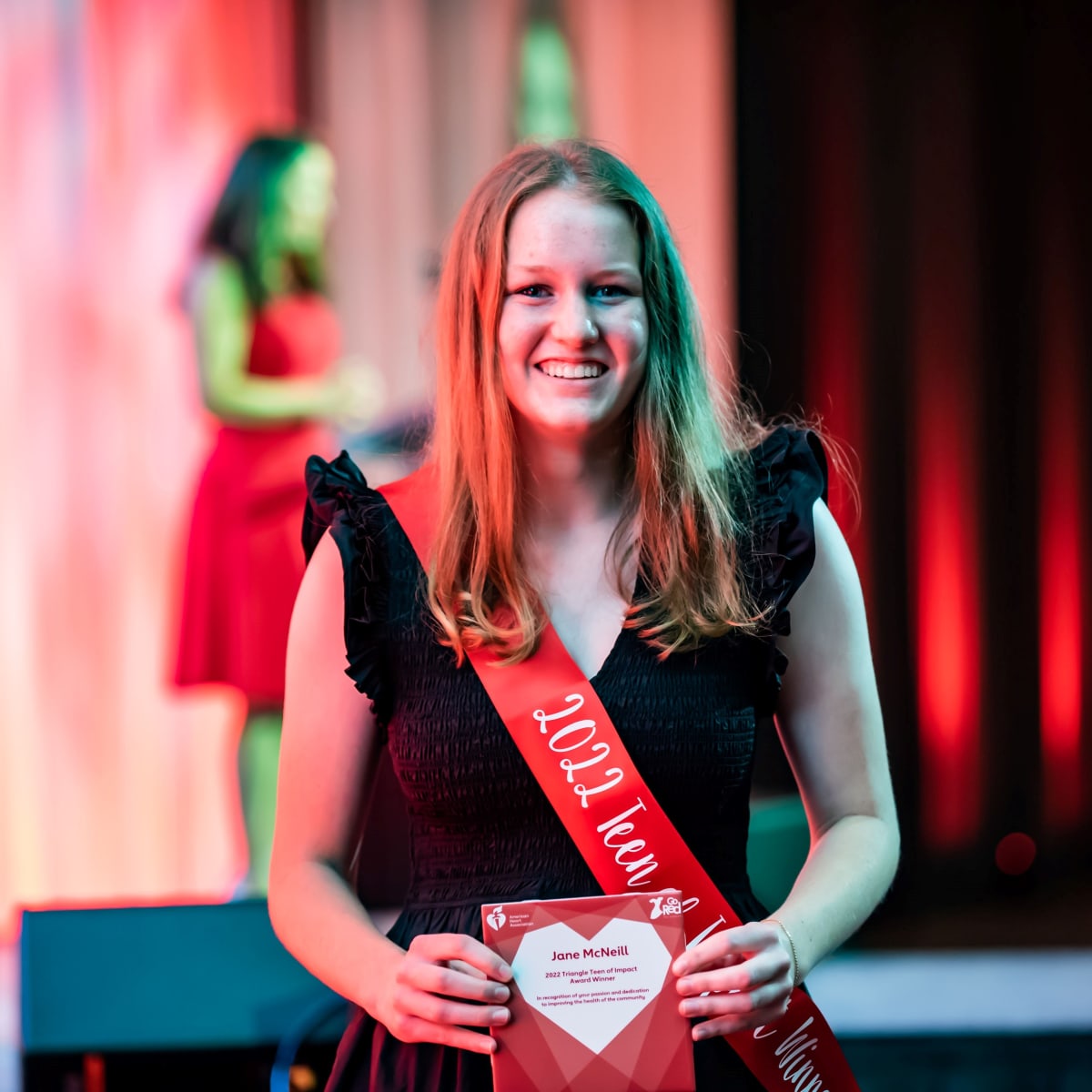 amateur teen giving head