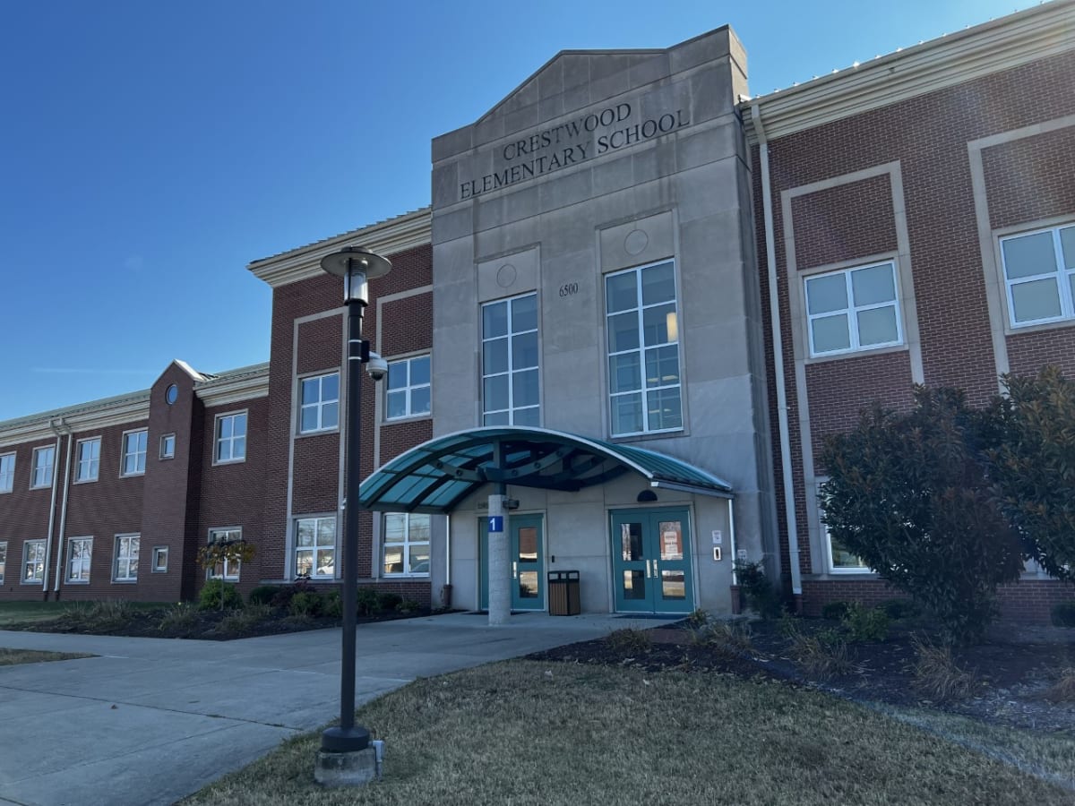 Crestwood Front of Building