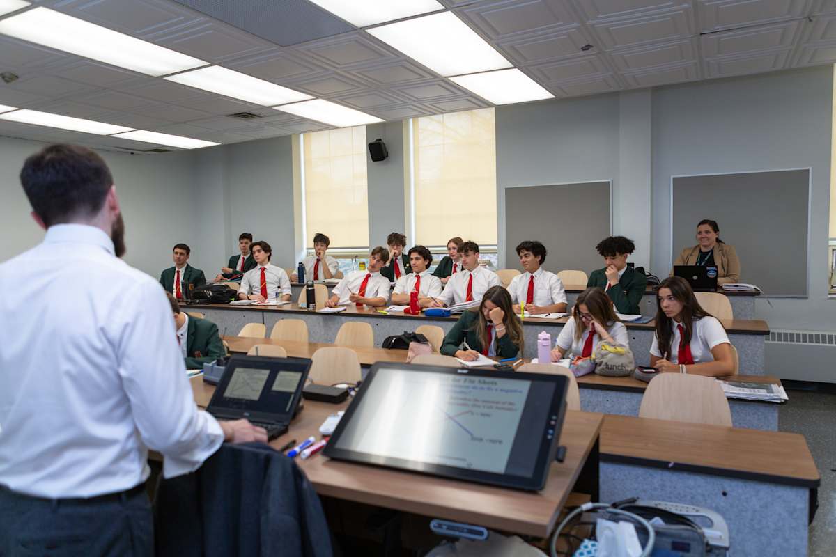 Featured story: Campus Reunion