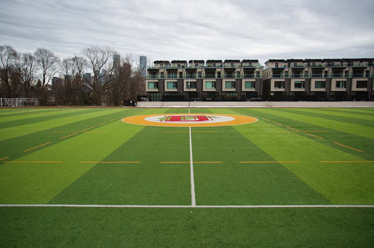 Team practice on the Oaklands Stadium turf