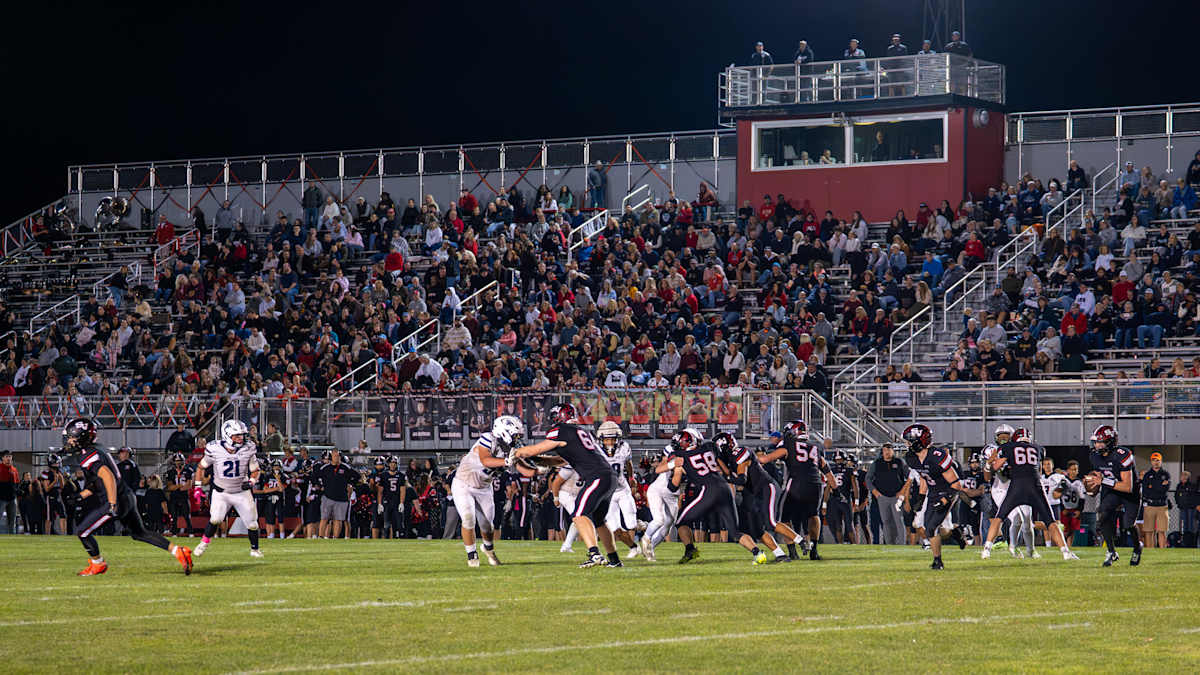 A group of students smiling together.