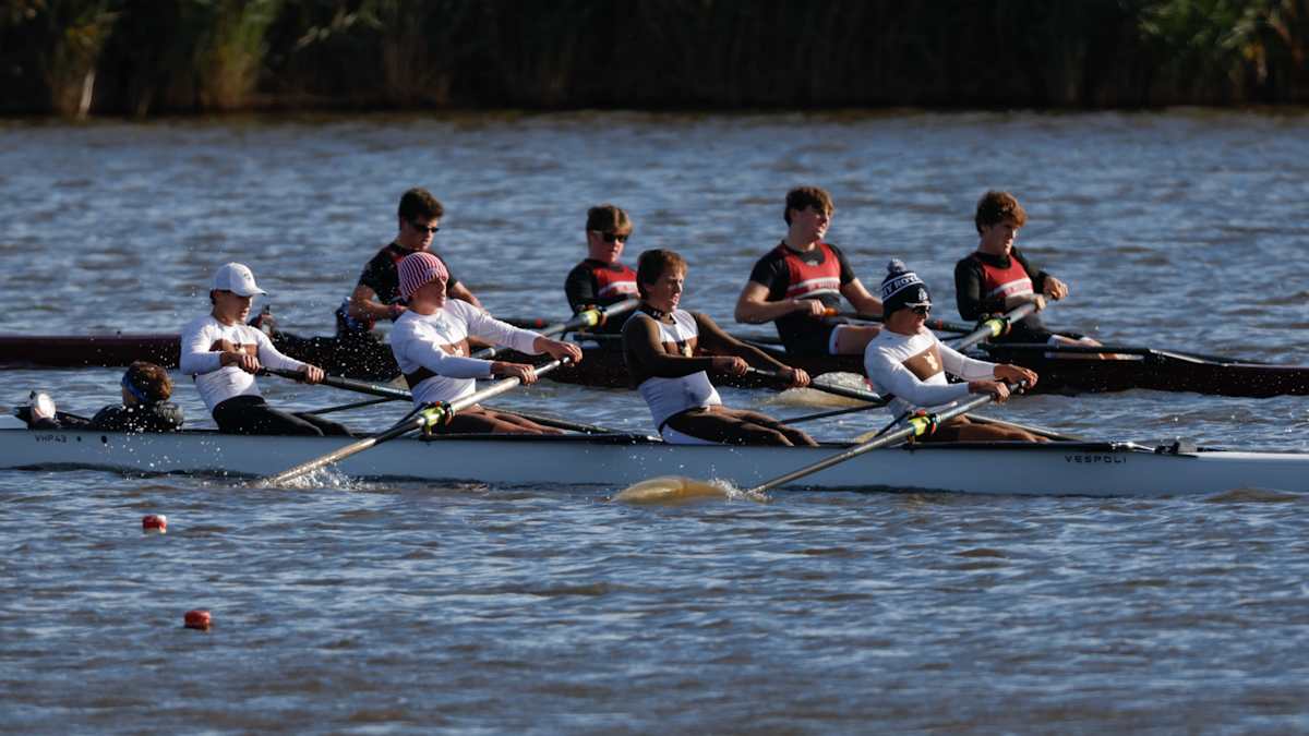 Crew Competes at Overpeck Fall Classic