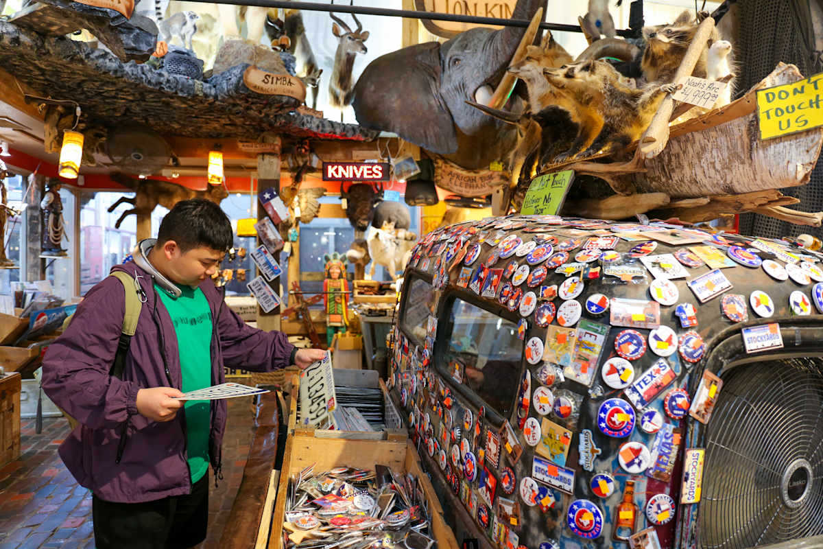 Students visiting Fort Worth Stockyards on ILTexas Global trip