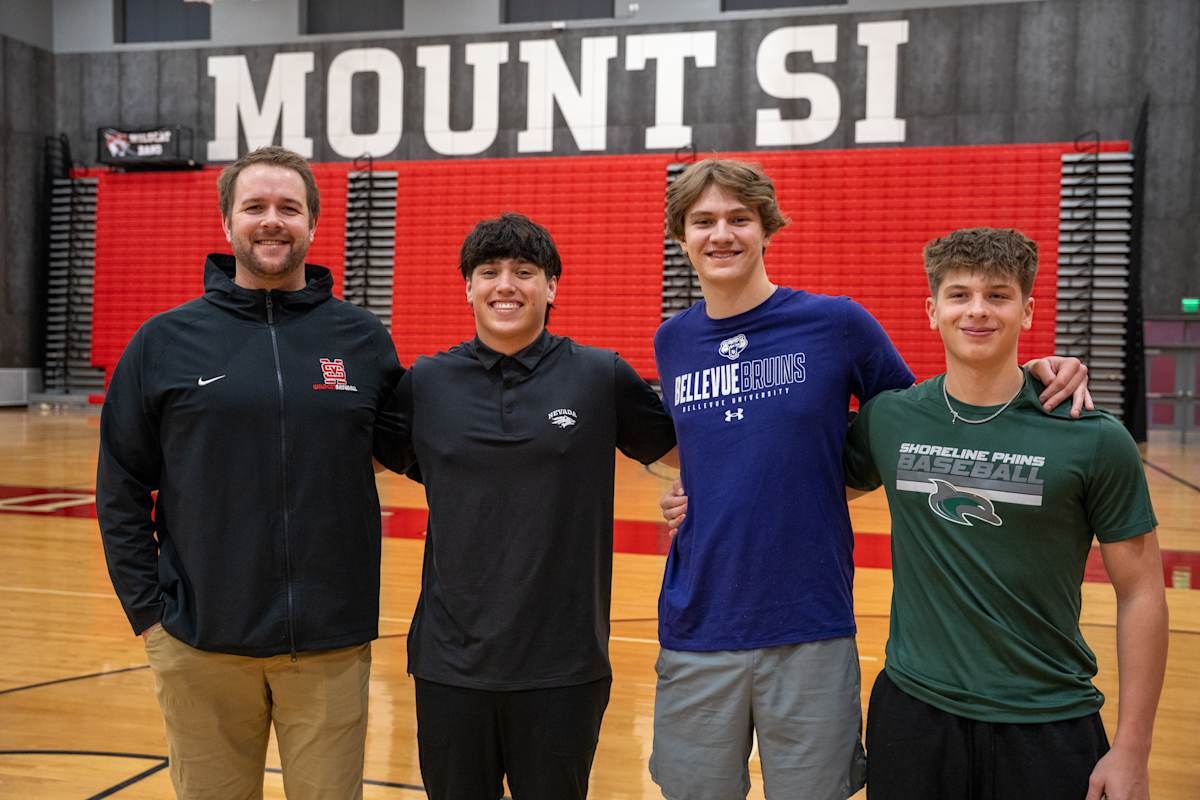 Jacob Hayes, JD Tenhulzen, Jimmy Pratapas signing day