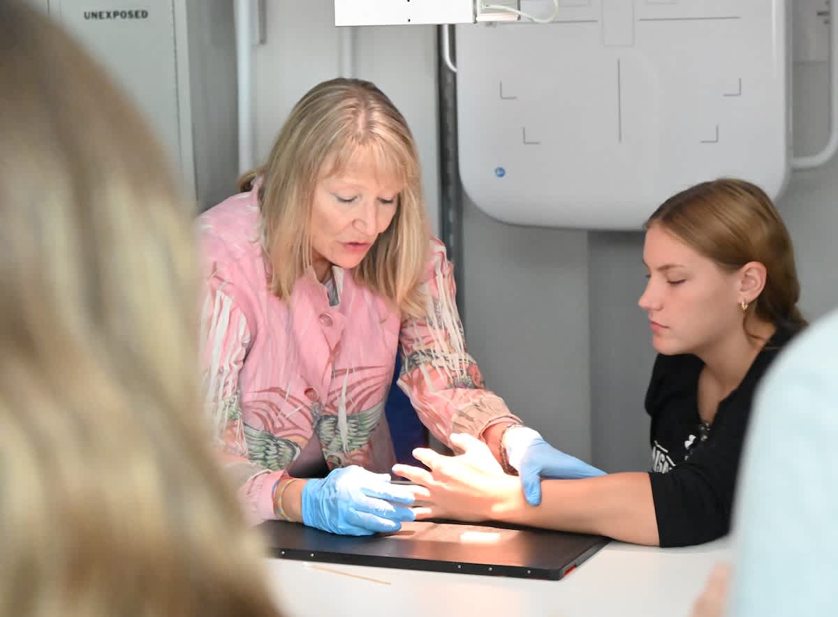 Misericordia University Medical Imaging students learning in a clinical setting