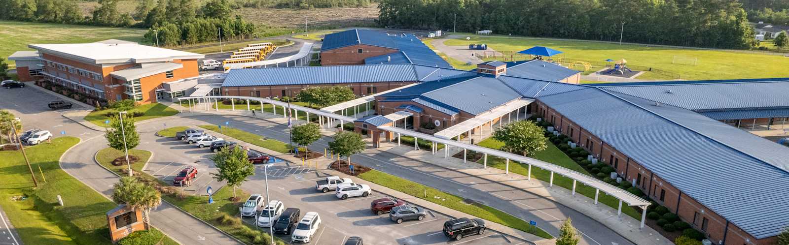 Loris Elementary campus