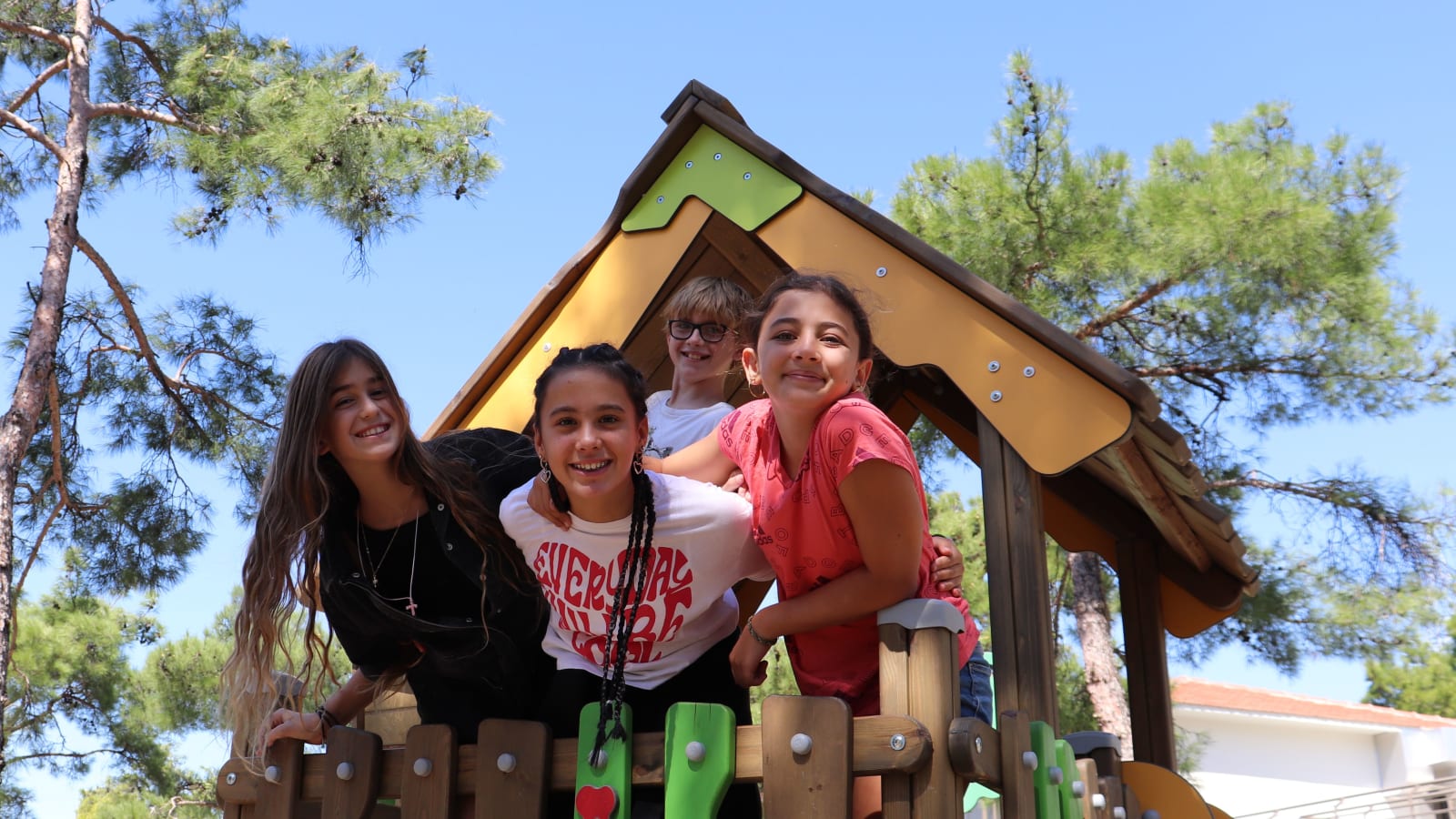 Pinewood American International School — Sports